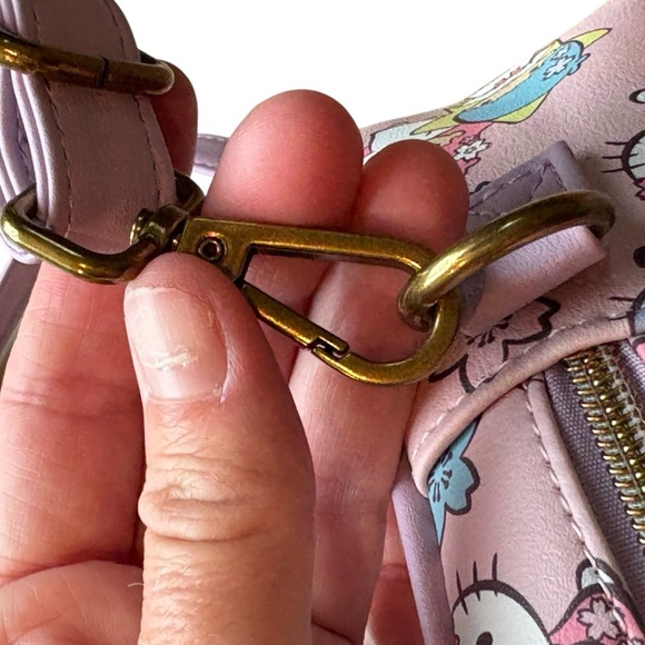 Loungefly Hello Kitty And Friends Floral Crossbody Bag Sanrio NWOT - Picture 6 of 10